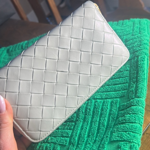 BOTTEGA VENETA Intrecciato Zip Around Wallet Long Wallets authentic Grey - Picture 9 of 13